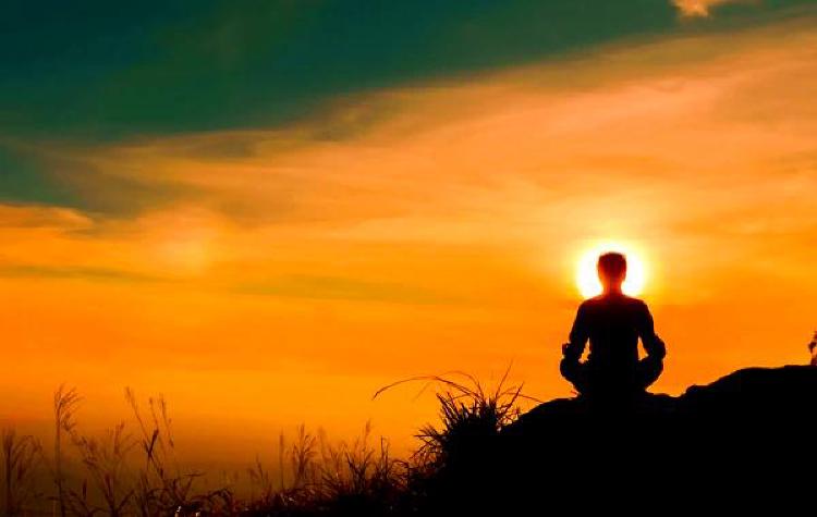 Осознанное наставничество: Лидеры направляют с помощью медитации